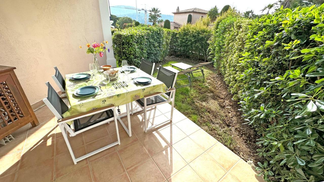 Appartement Les Pins Bleus A8 Sainte-Maxime Exterior photo